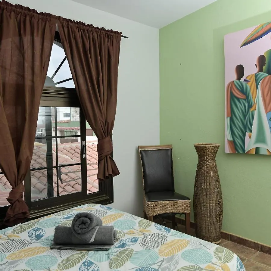 Los Amigos Nest Hostel La Mareta Spain