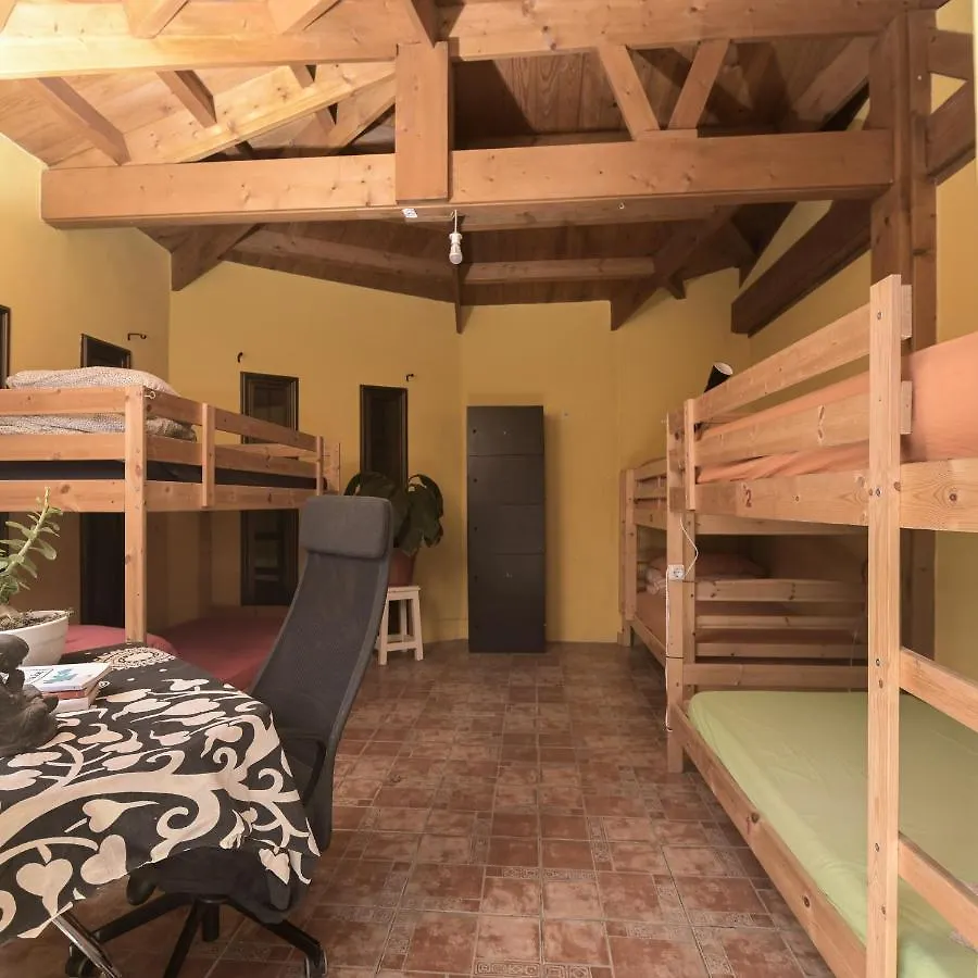 Los Amigos Nest Hostel La Mareta Espanha